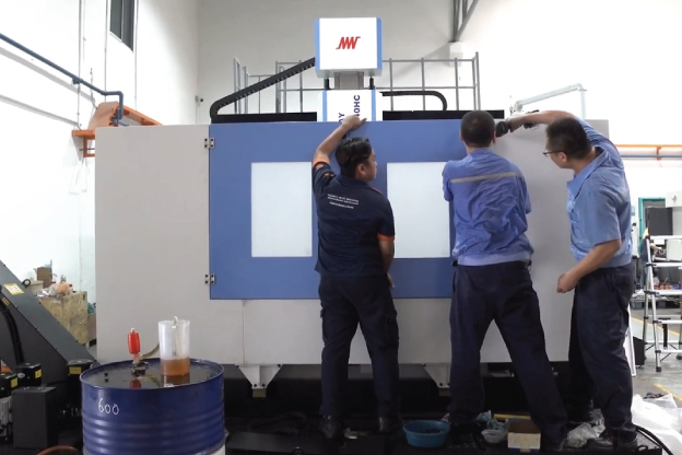 Industrial Precision: A Strategic Guide to Types of CNC Milling Machines